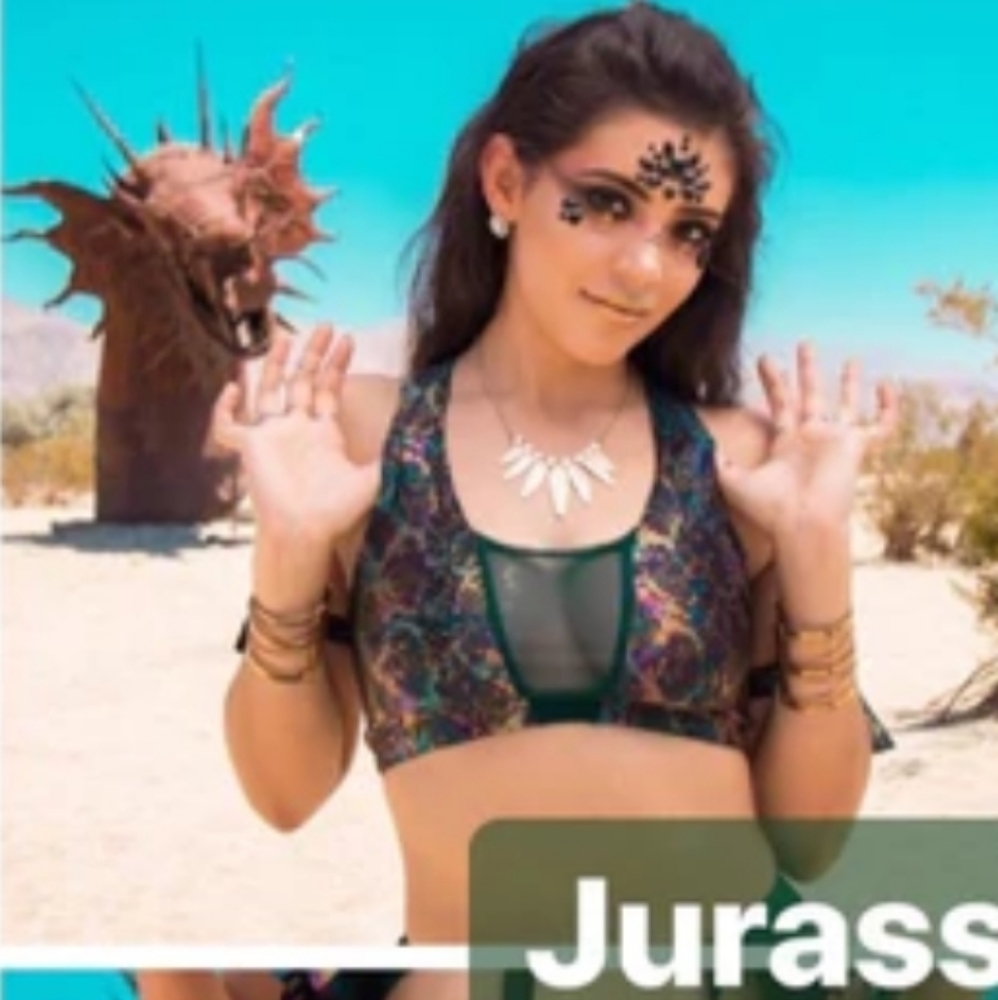 FRW Top Jurassic V free